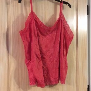 EUC 22/24 Venezia tank top w/ lace trim